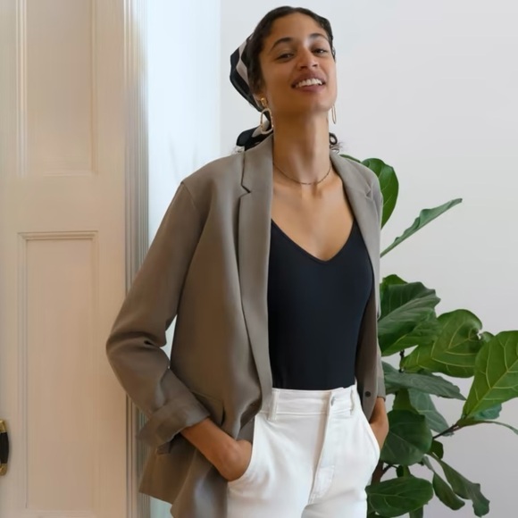 Everlane The Cami Black Bodysuit - Picture 2 of 8